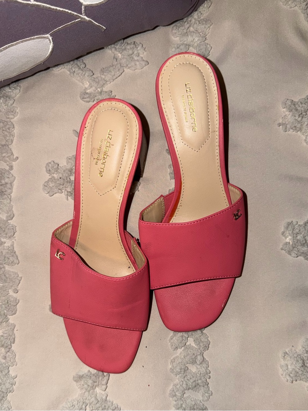 Liz Claiborne Coral Pink Slide Mules